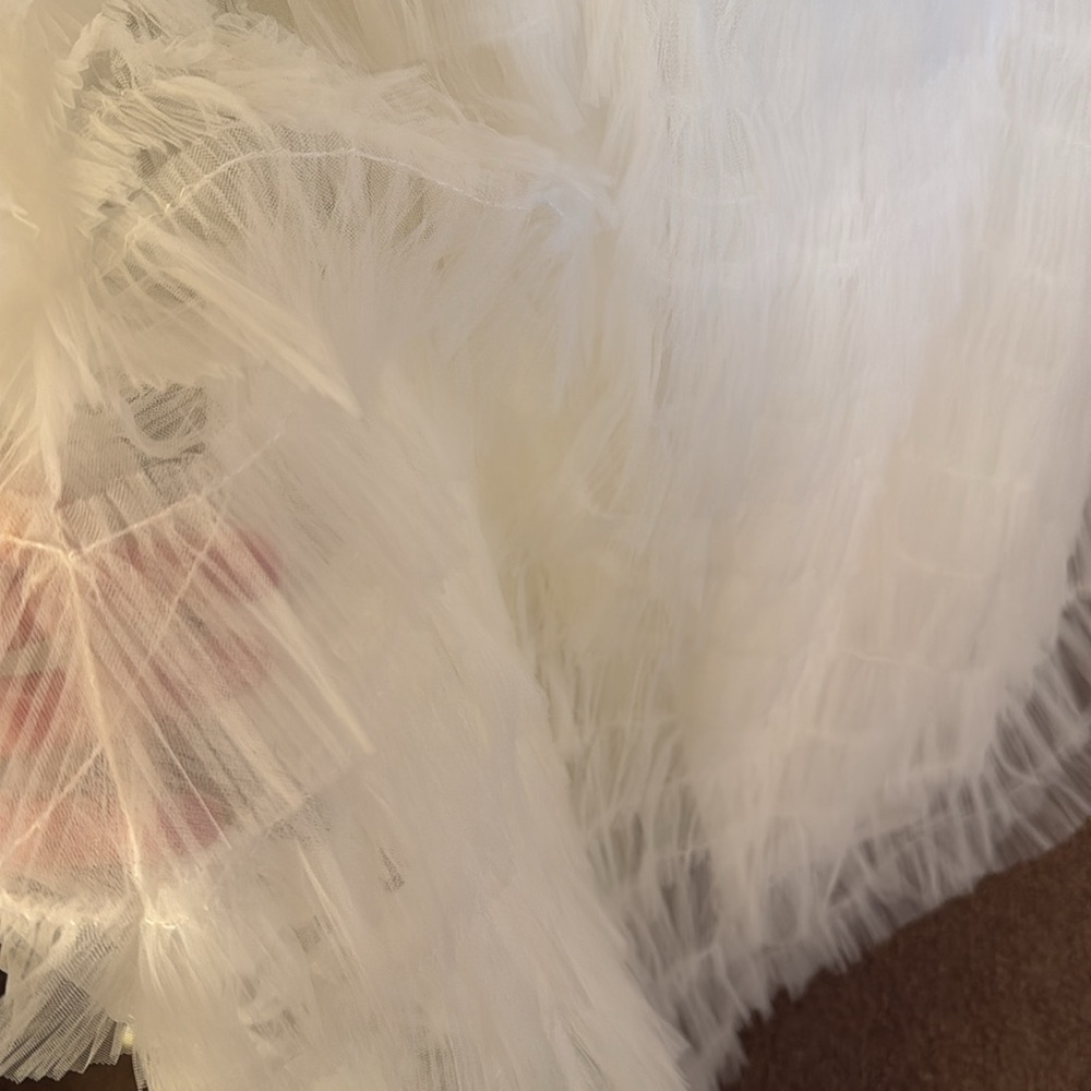MAC DUGGAL
Kylie Strapless Ruffle Wedding Gown Anthropologie - Picture 9 of 17